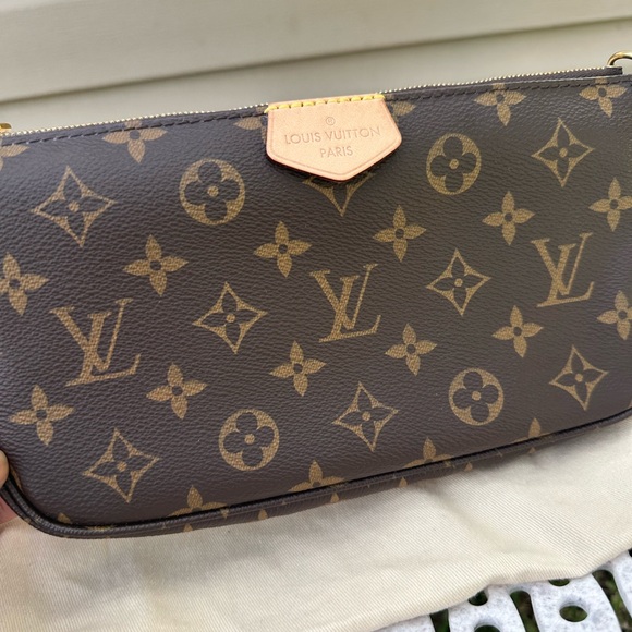 Louis Vuitton Large Multi Pochette Accesoires - Picture 1 of 11